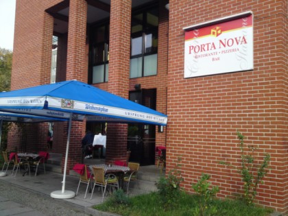 照片:   Porta Nova